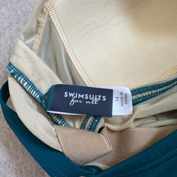 Swimsuits For All shirred sweetheart green one piece women’s 14 slimming pool - Picture 8 of 9